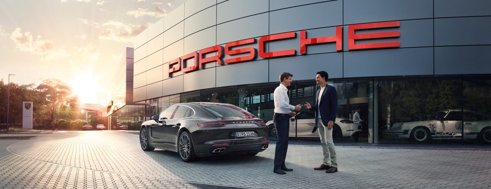 Подменный автомобиль на время технического обслуживания Вашего Porsche |  Порше Центр Тюмень